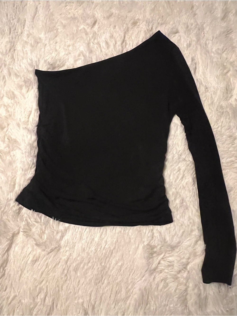 Abercrombie & Fitch Black One-Shoulder Long Sleeve Crop Top